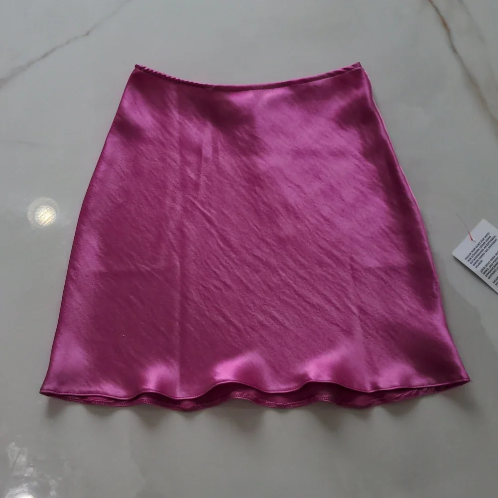 Asos Petite Pink Satin Mini Skirt O Sold Out Barbiecore Y2K - Picture 1 of 4